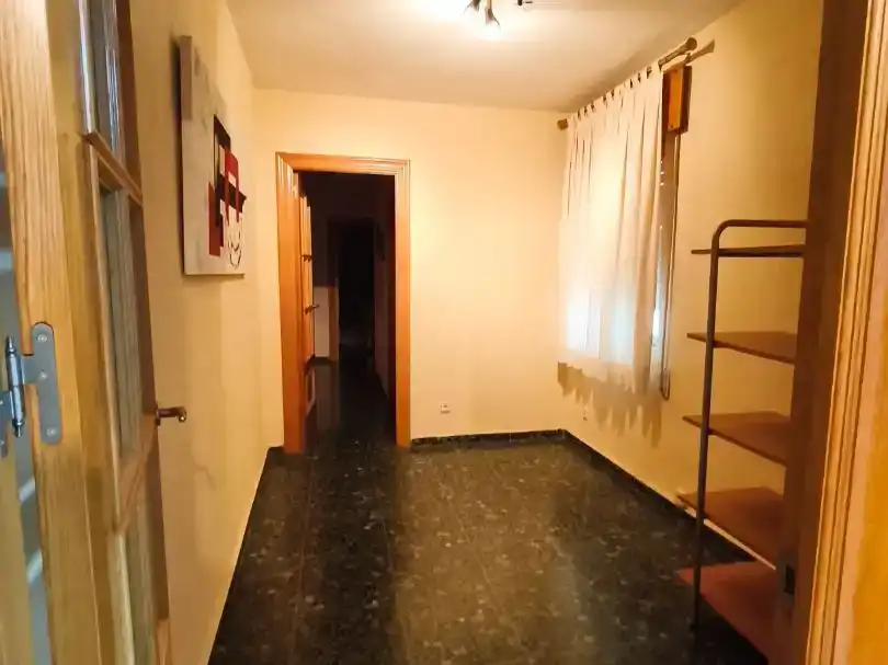 Wohnung zum Verkauf in  Huelva Capital mit Balkon