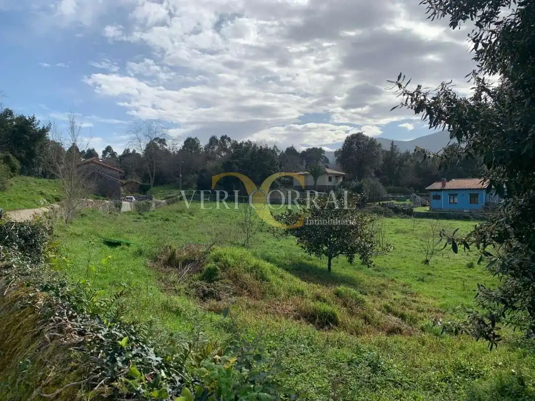 Land for sale in Llanes
