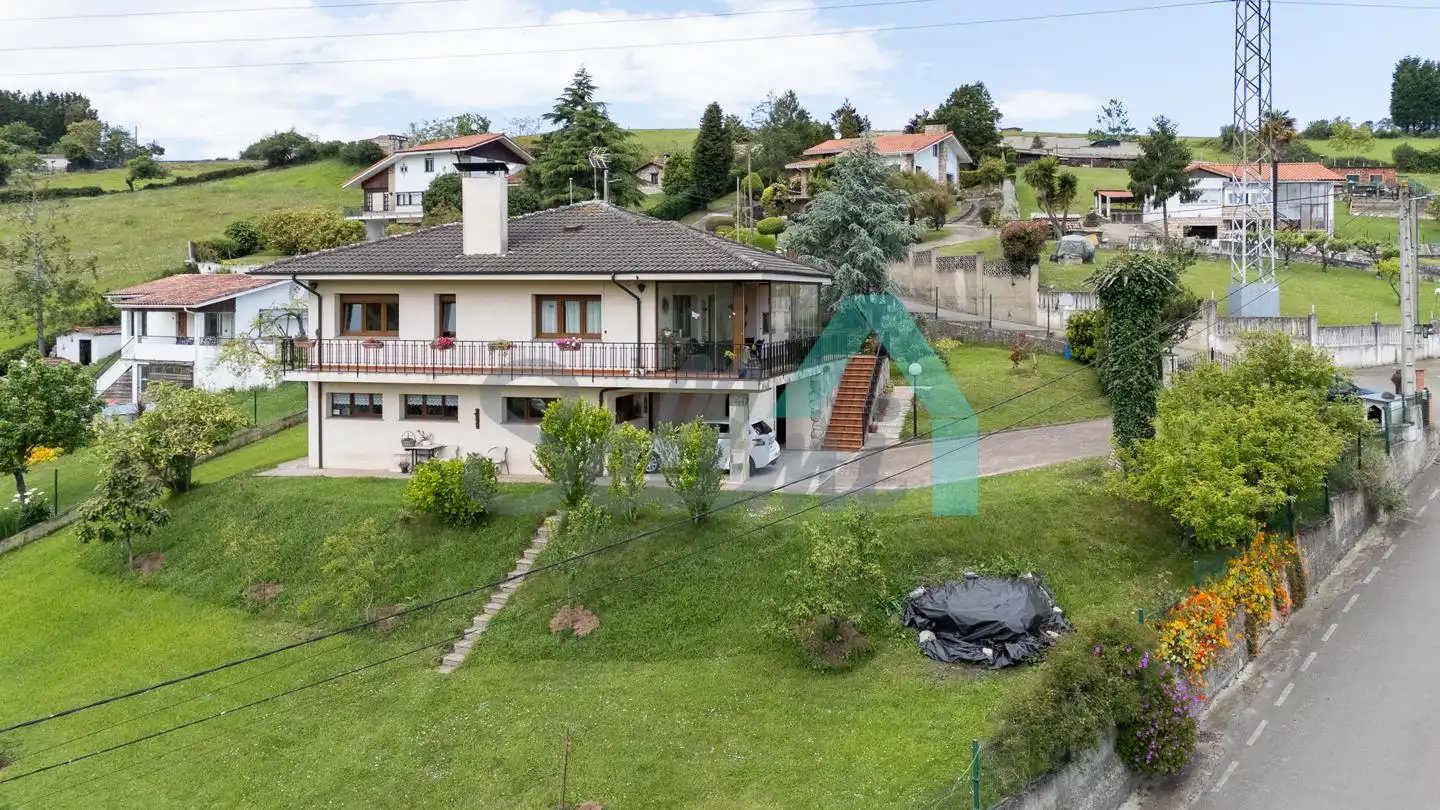 Exterior view of Houses for sale in Gijón   with Heating, Private garden and Terrace