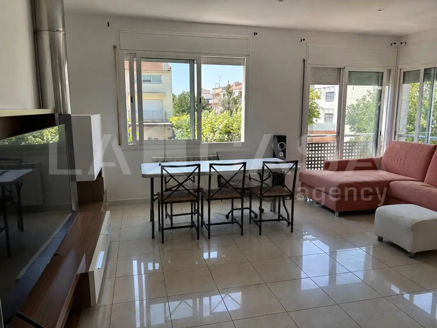 Living room of Detached homes for sale in La Roca del Vallès  with Air Conditioner, Heating and Private garden