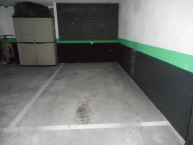 Garaje en Venta en Cosmos, 4-6 en Valdeacederas