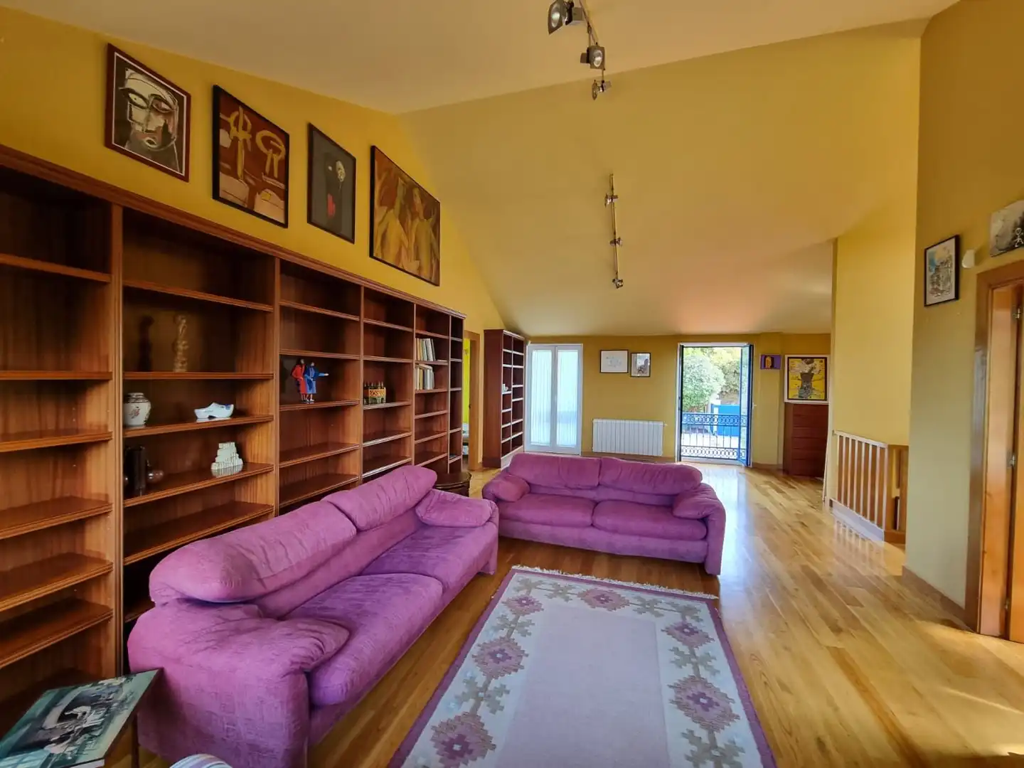 Living room of Houses for sale in Miño  with Heating, Parquet flooring and Storage room