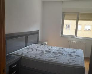Dormitori de Loft de lloguer en Salamanca Capital amb Calefacció, Terrassa i Balcó