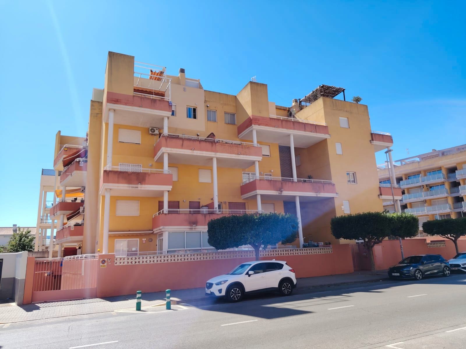 Vista exterior de Pis en venda en Canet d'En Berenguer amb Aire condicionat, Calefacció i Terrassa