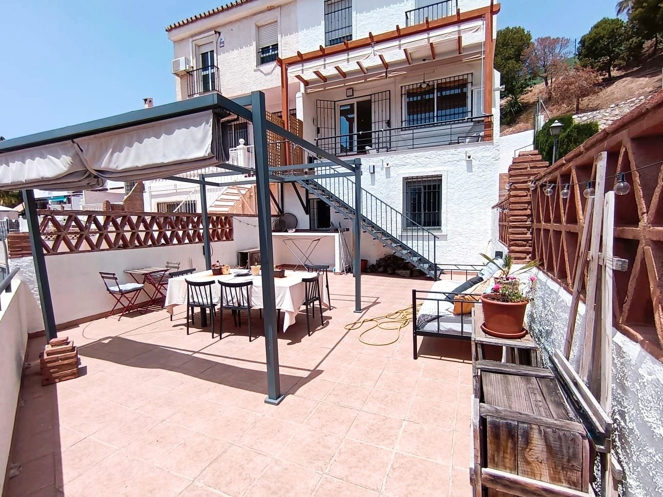 Terrassa de Casa adosada en venda en Rincón de la Victoria amb Aire condicionat, Terrassa i Moblat