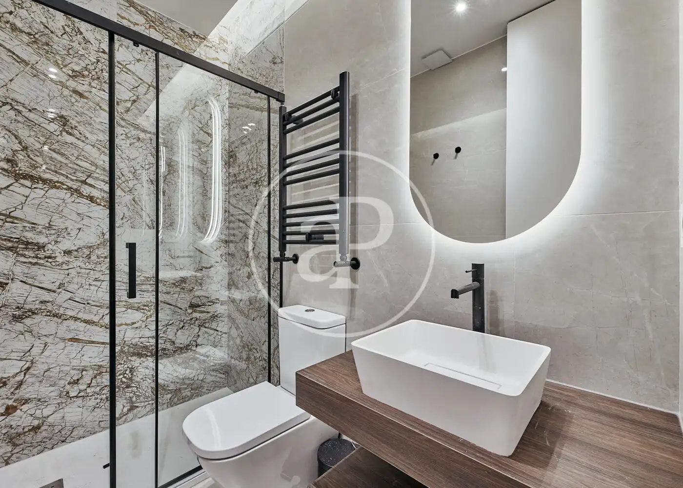 Baño de Piso en venta en Madrid con Aire acondicionado, Calefacción y Amueblado