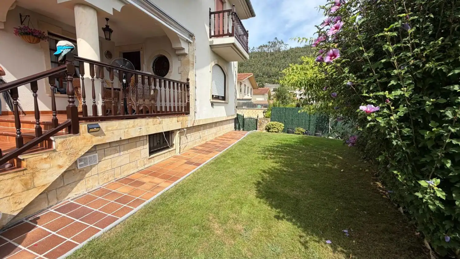 Garten von Einfamilien-Reihenhaus zum Verkauf in Argoños  mit Heizung und Terrasse