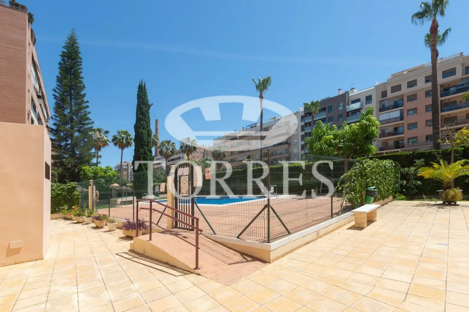 Vista exterior de Pis en venda en Málaga amb Aire condicionat, Parquet i Piscina comunitària