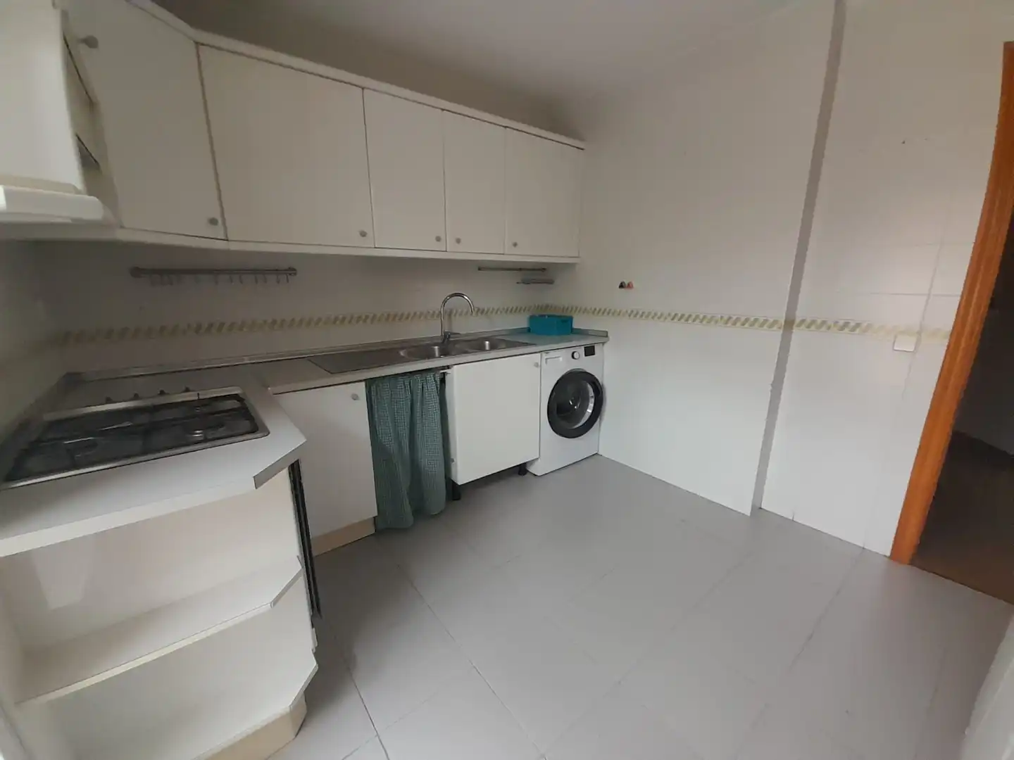 Cuina de Pis en venda en Puertollano amb Aire condicionat, Calefacció i Parquet