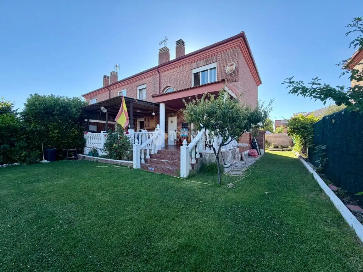 Casa pareada en venta en Villanueva de la Torre, imagen 39