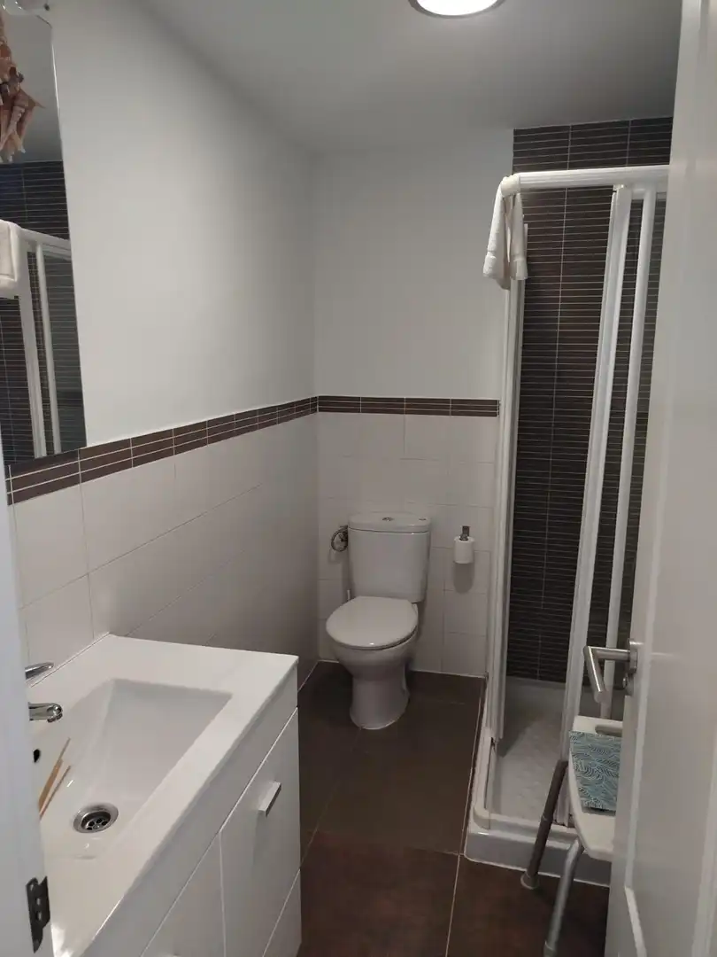 Baño de Estudio en venta en Torremolinos con Aire acondicionado, Jardín privado y Terraza