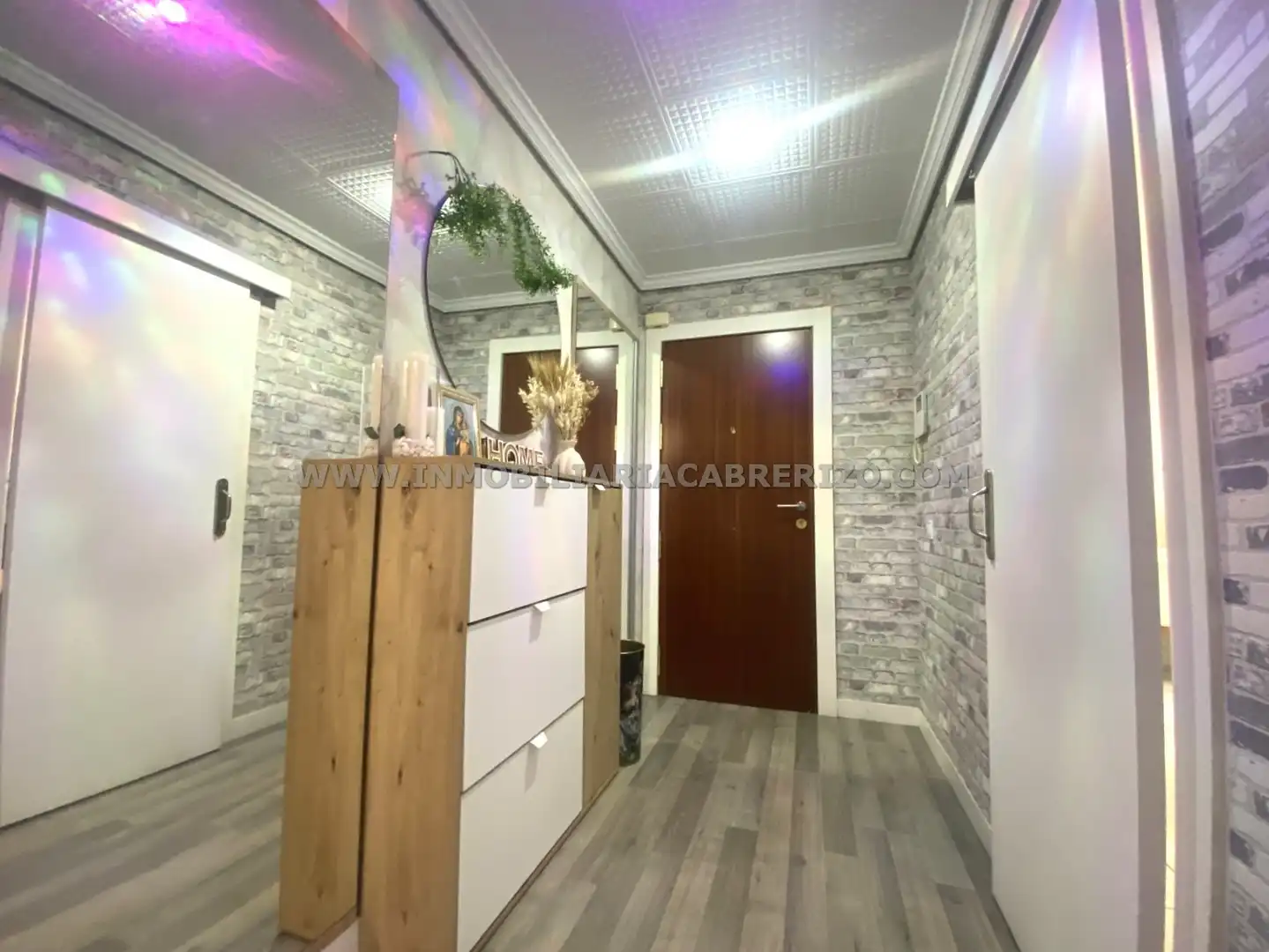 Piso en venta en  Pamplona / Iruña con Calefacción, Parquet y Amueblado