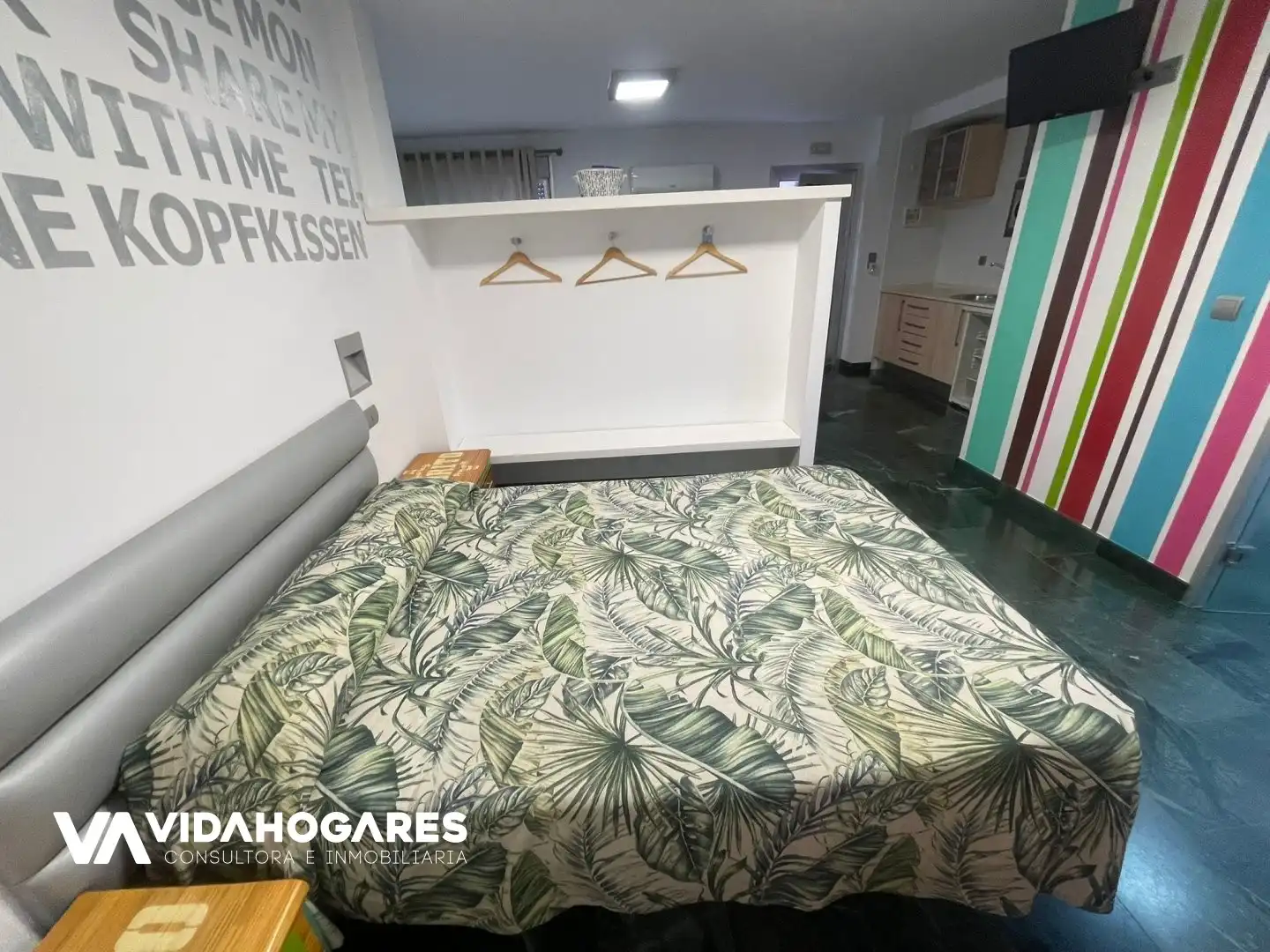 Habitación de Edificio en venta en Rota