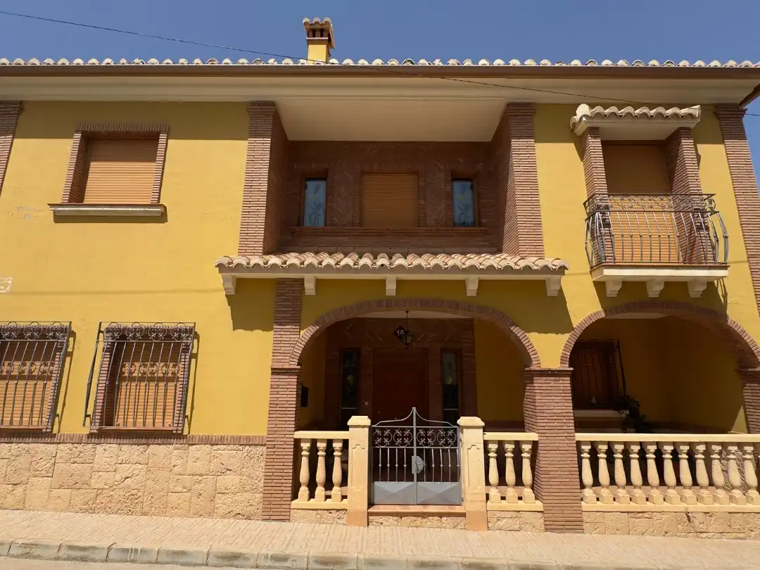 Casa rústica en venda a Eugenia de montijo 10, imagen 2