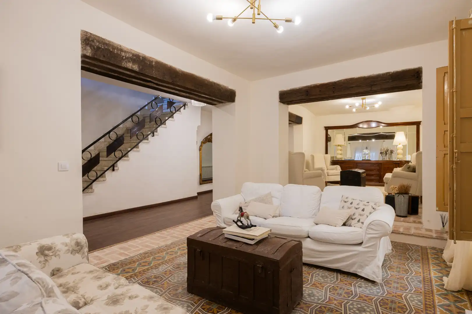 Sala de estar de Casa o chalet en venta en El Puente del Arzobispo con Aire acondicionado, Calefacción y Jardín privado