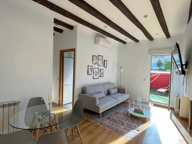 Piso en Venta en Universidad - Malasaña