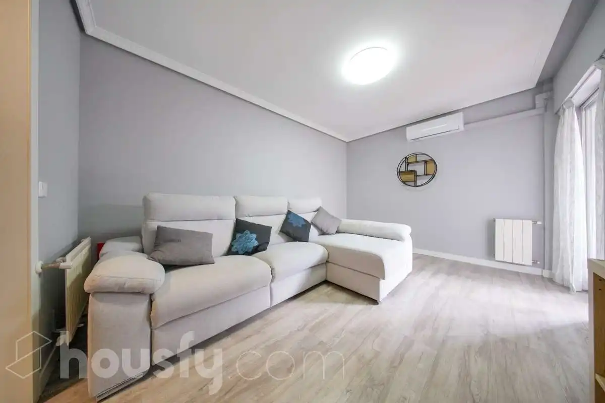 Wohnung mit Terrasse zum Verkauf in Avenida de Oporto ., imagen 3