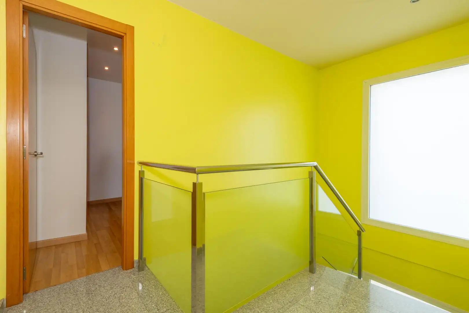 Houses for sale in Flaçà  with Air Conditioner and Heating