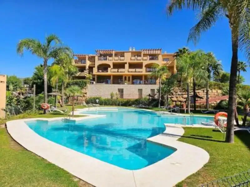 Garden of Attic for rent in Benahavís  with Air Conditioner, Heating and Terrace