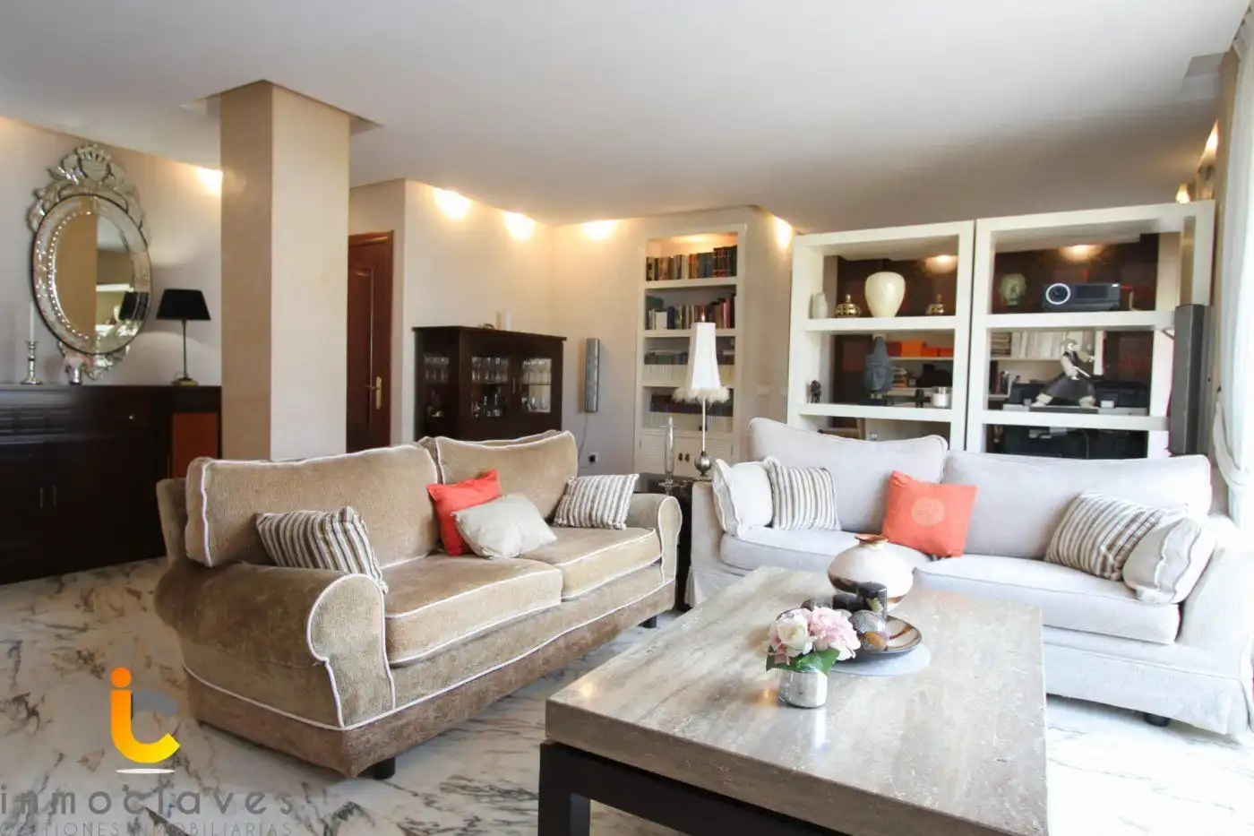 Living room of Attic for sale in Algeciras  with Air Conditioner, Heating and Terrace