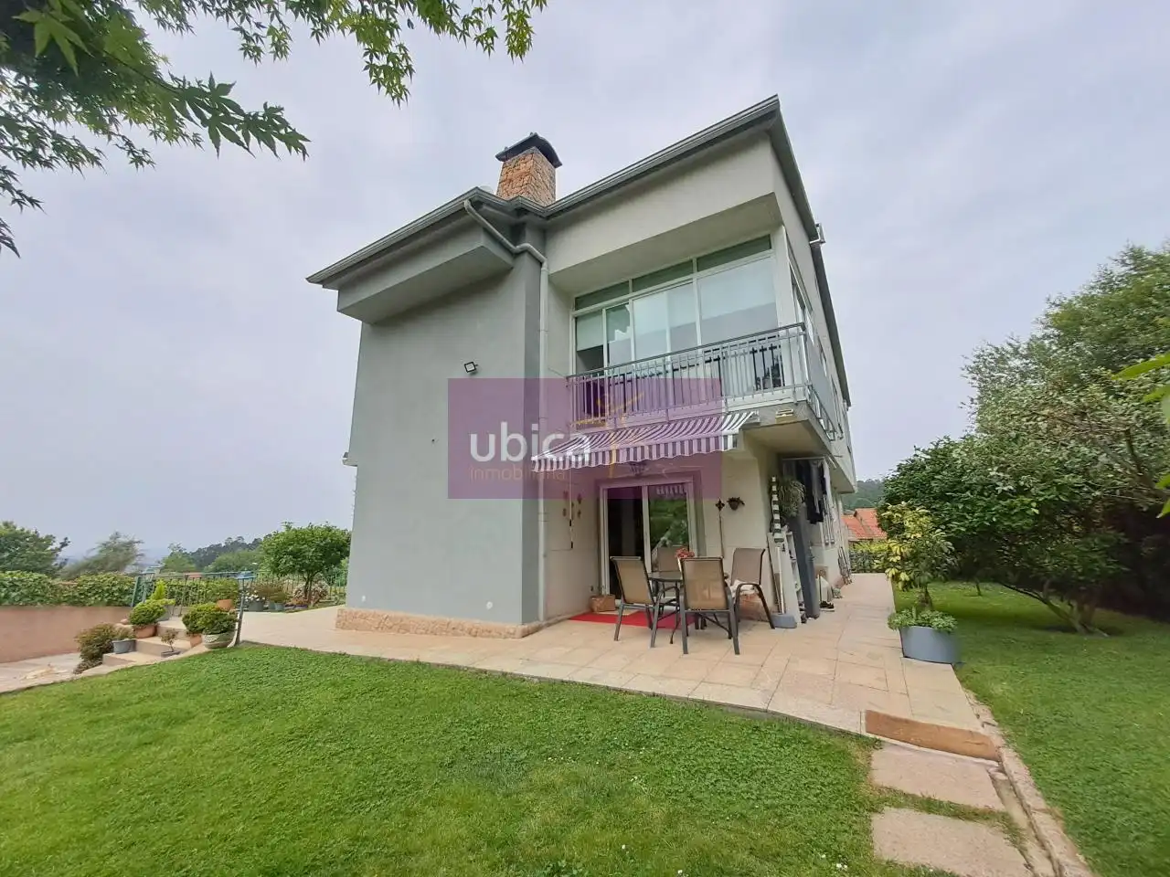 Jardí de Casa o xalet en venda en Vigo  amb Calefacció, Jardí privat i Terrassa