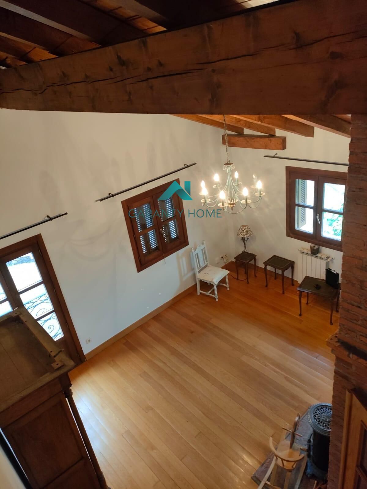 Sala d'estar de Casa o xalet en venda en Zarautz amb Calefacció, Parquet i Balcó