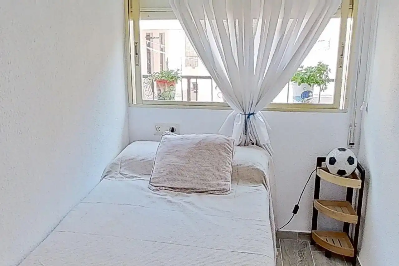 Schlafzimmer von Wohnungen zum Verkauf in Benidorm mit Klimaanlage, Heizung und Terrasse