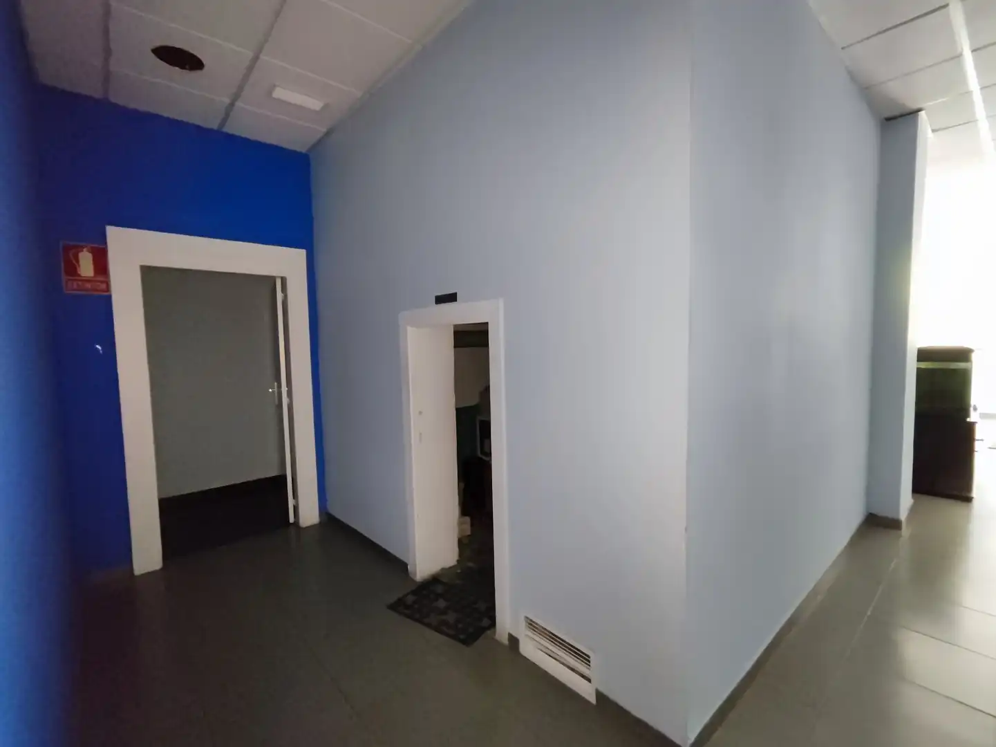 Business premises for sale in Logroño - Calle General Vara de Rey, imagen 25