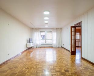 Living room of Flat to rent in  Zaragoza Capital  with Heating and Terrace