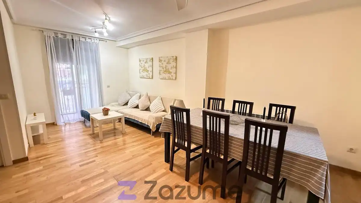 Vista exterior de Pis de lloguer en Talavera de la Reina amb Calefacció, Parquet i Moblat