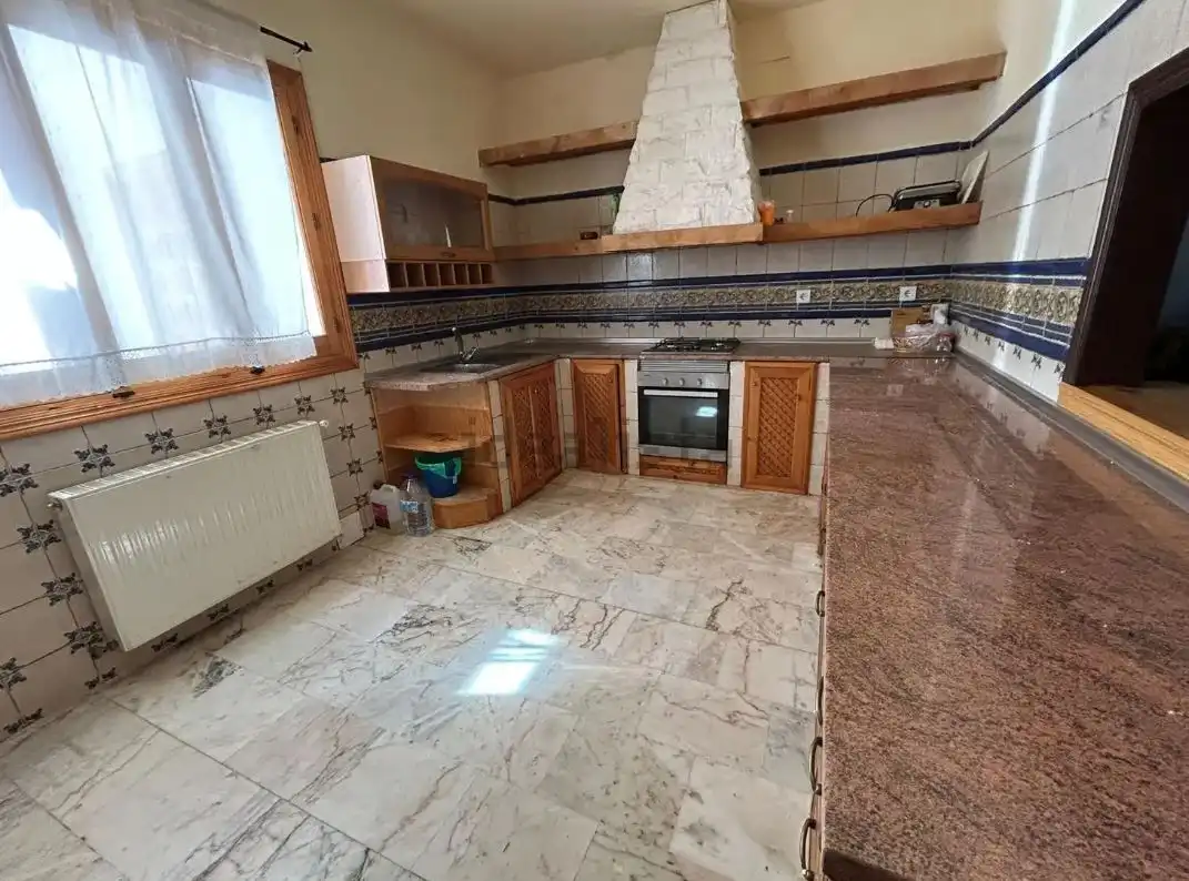 Cuina de Casa o xalet en venda en Torralba de Calatrava amb Calefacció, Terrassa i Moblat