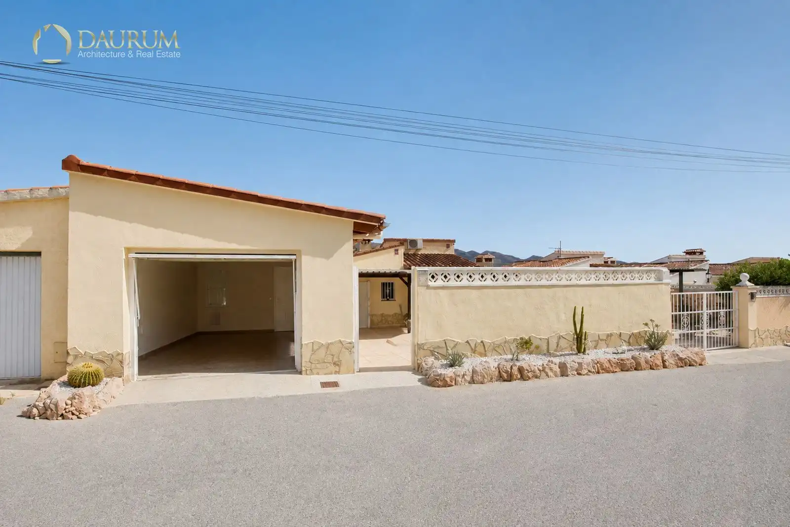 Vista exterior de Casa o xalet en venda en Piera amb Aire condicionat, Calefacció i Traster