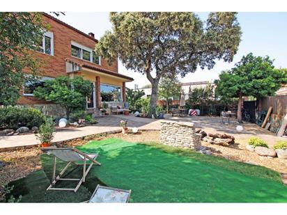 Garden of House or chalet for sale in Chiloeches  with Heating