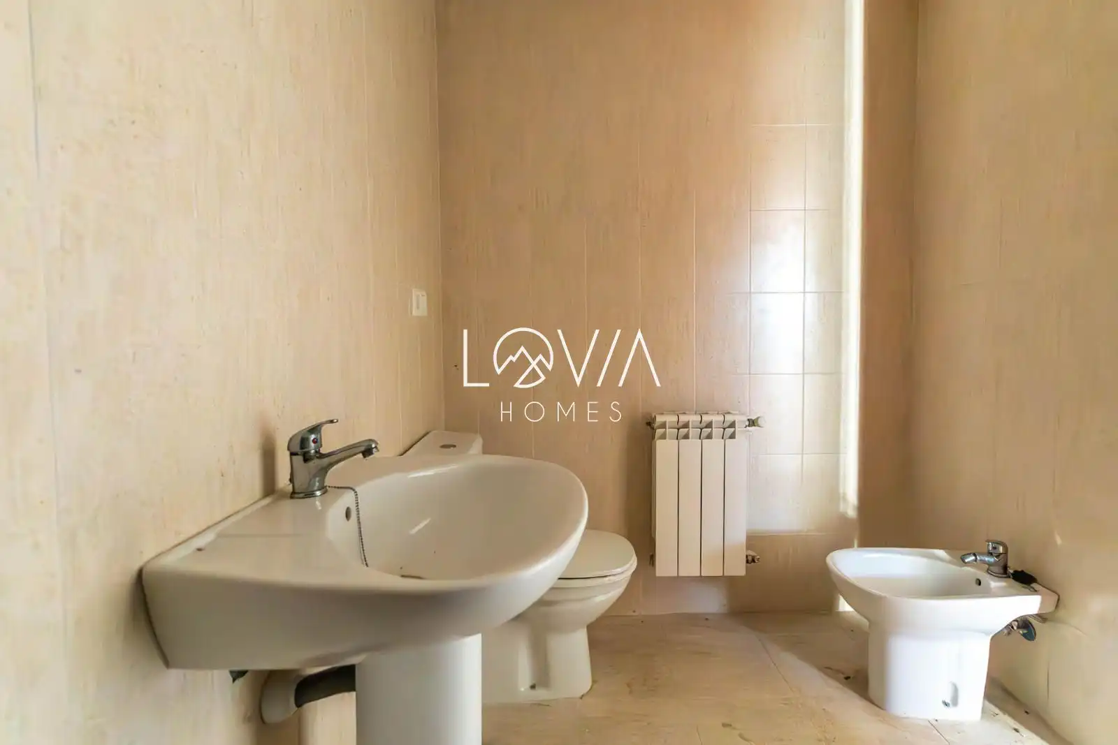 Baño de Piso en venta en Soba con Trastero