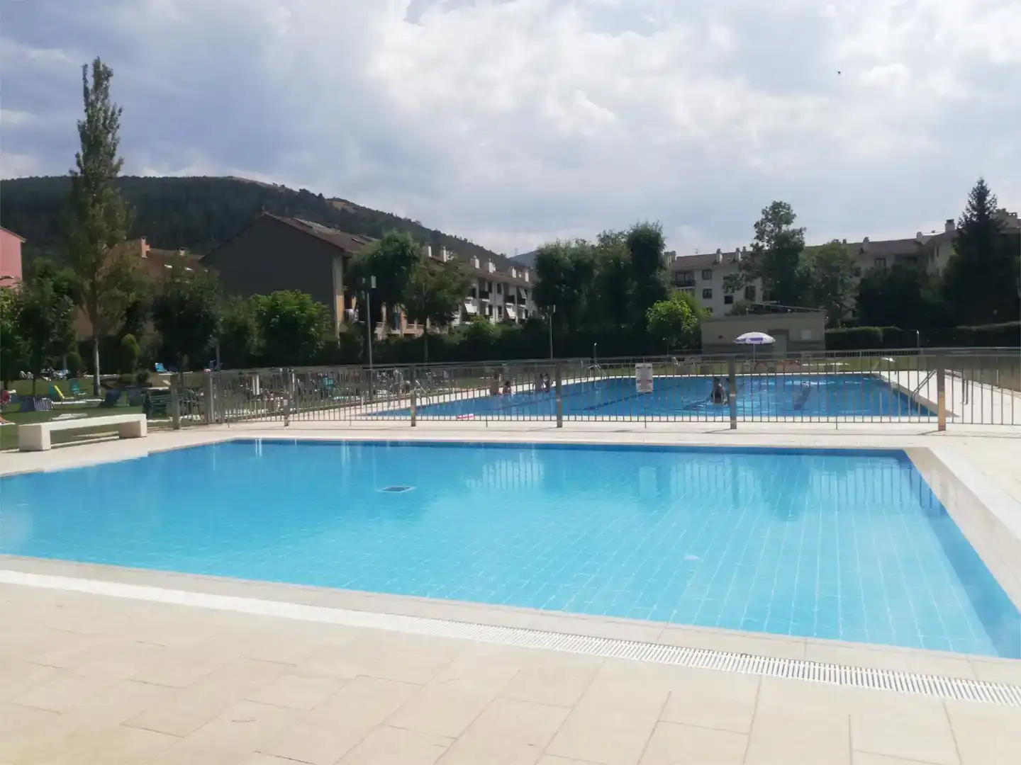Piscina de Pis en venda en Ezcaray amb Jardí privat, Piscina i Balcó