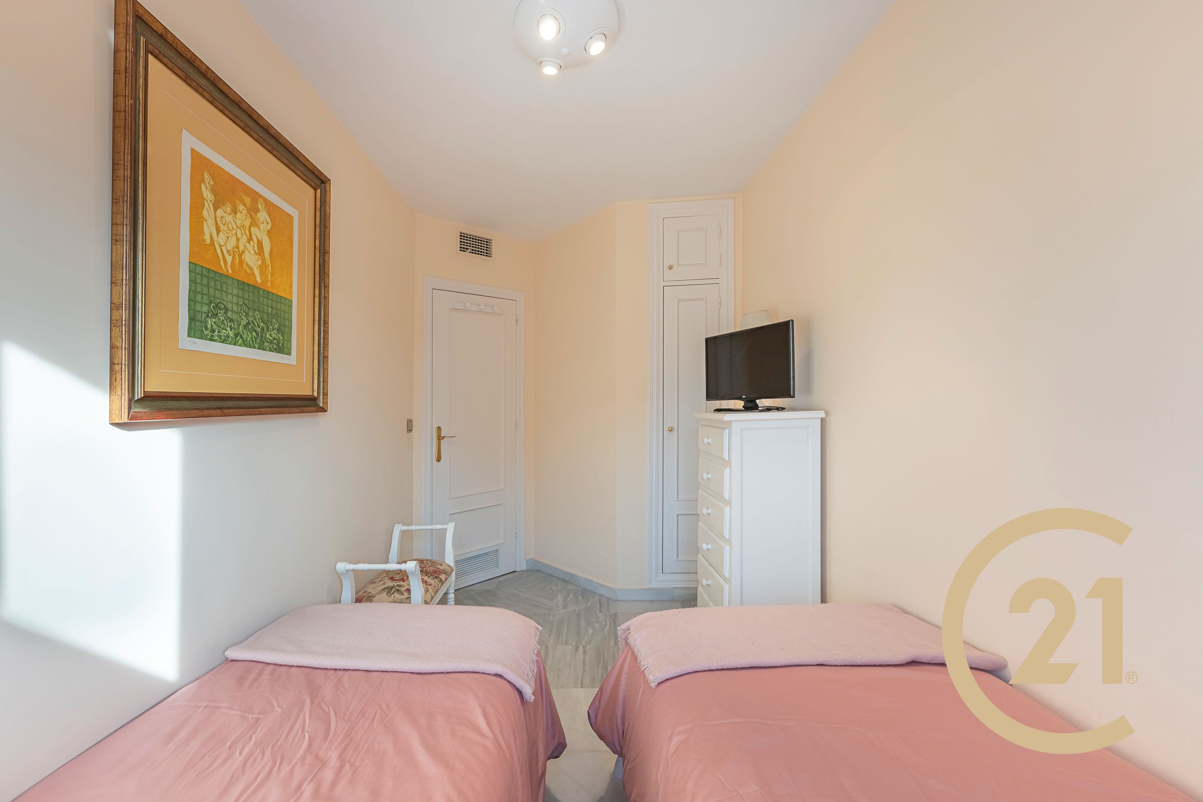 Bedroom of Apartment for sale in Marbella  with Air Conditioner, Heating and Terrace