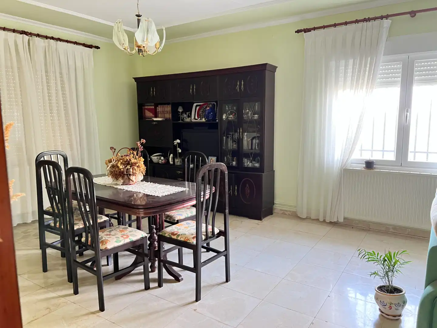 Esszimmer von Haus oder Chalet zum Verkauf in Puerto Lápice mit Klimaanlage, Heizung und Privatgarten