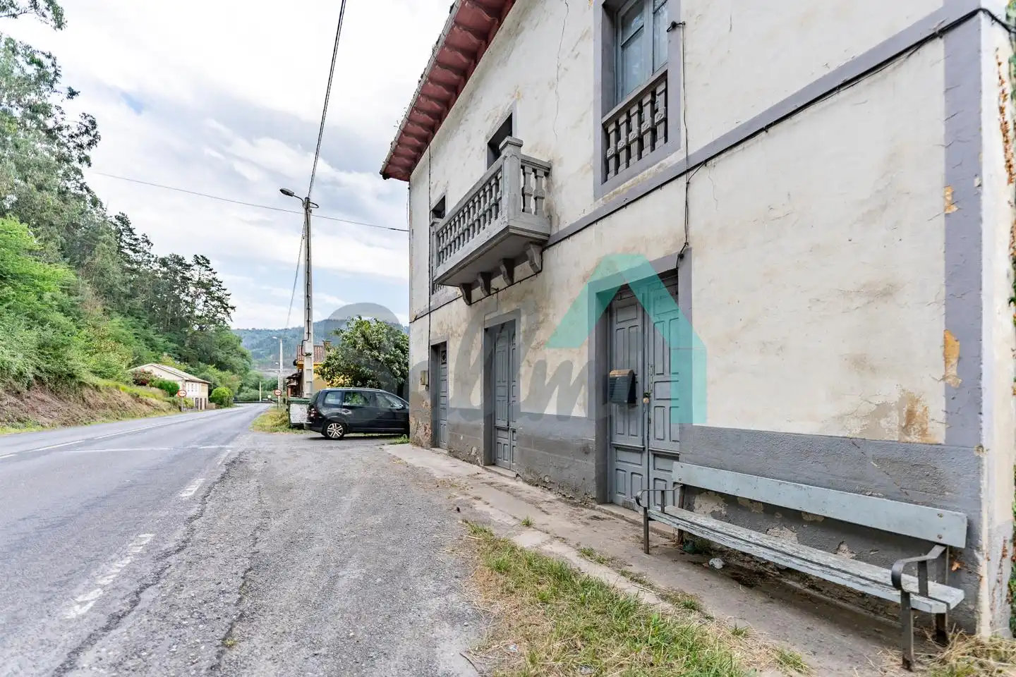 Vista exterior de Casa o chalet en venta en Salas con Calefacción, Jardín privado y Parquet