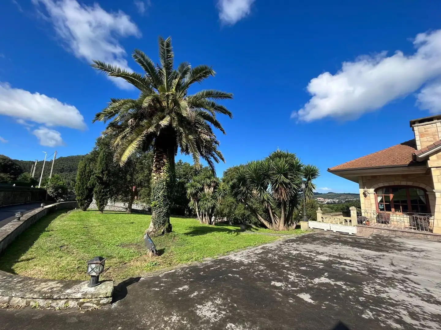 Vista exterior de Casa o chalet en venta en Noja con Calefacción, Trastero y Jacuzzi