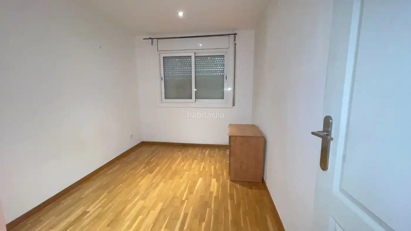 Flat for rent in Colom, Cementiri Vell