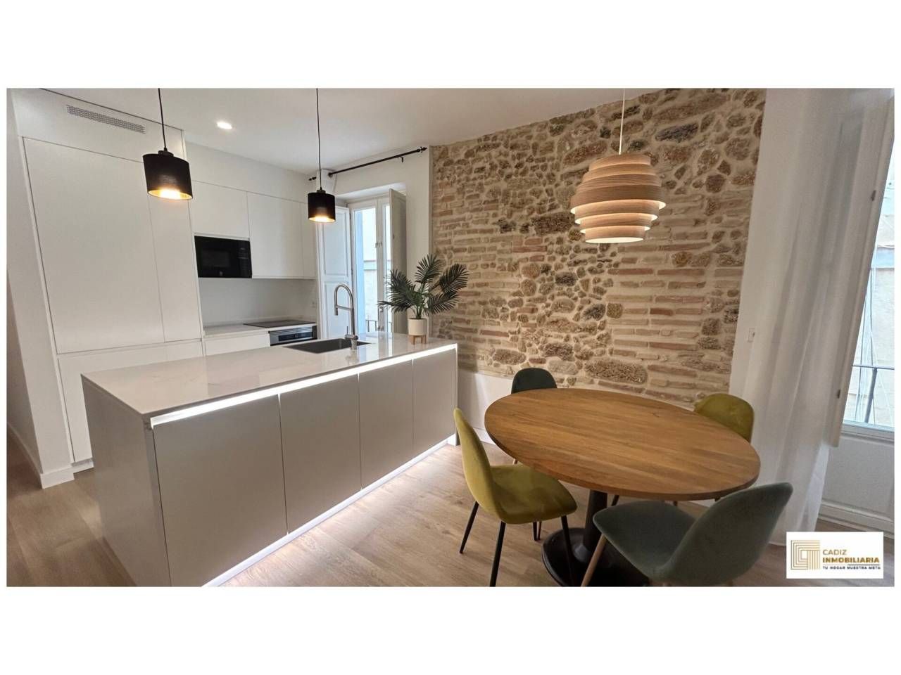 Kitchen of Flat to rent in  Cádiz Capital  with Air Conditioner, Heating and Furnished