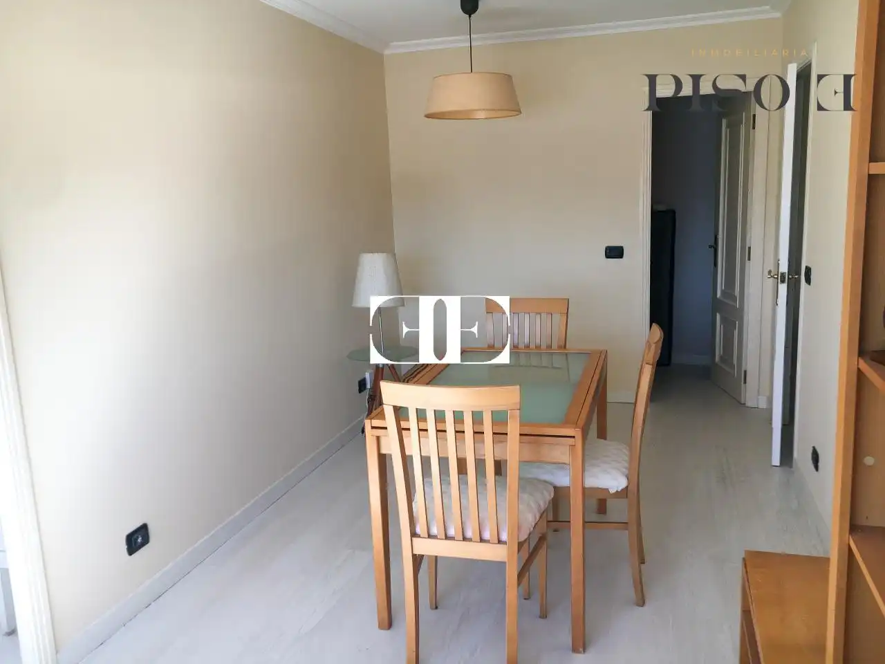 Comedor de Apartamento en venta en Vigo  con Calefacción y Trastero