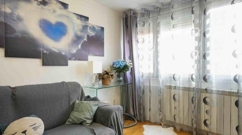 Foto 2 de Piso en venta en C. de San Pedro de Cardeña, Apóstol Santiago, Madrid Capital
