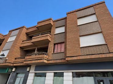 Appartamento con balcone in vendita a Plaza del Mesón 11