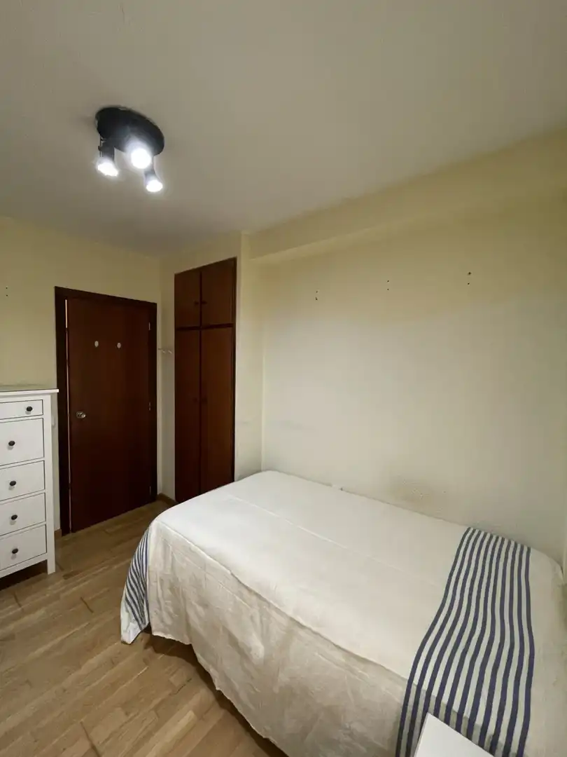 Dormitori de Pis en venda en Valencia amb Aire condicionat i Balcó