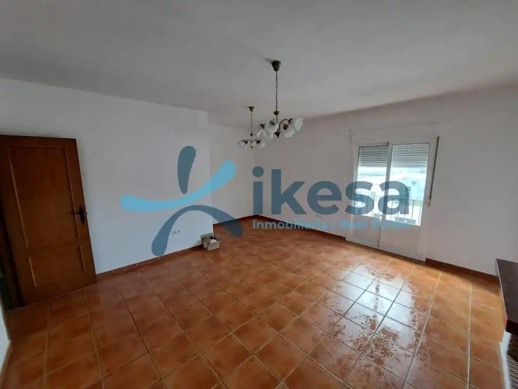 Wohnzimmer von Einfamilien-Reihenhaus zum Verkauf in Aracena
