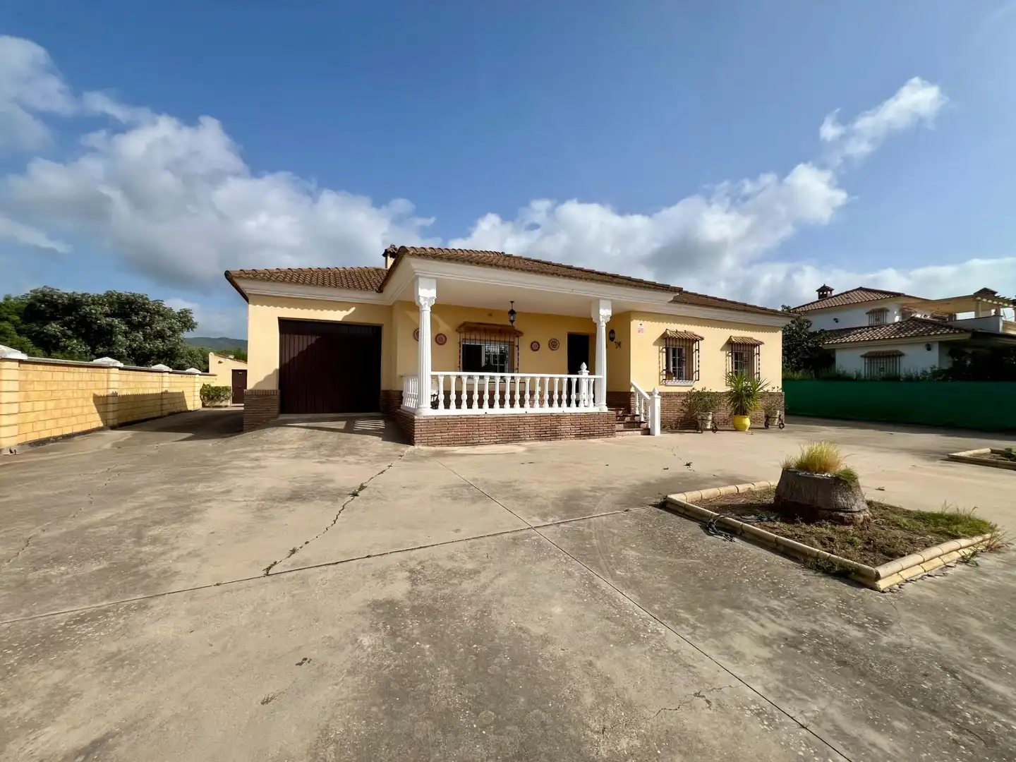 Exterior view of Houses for sale in Córdoba  with Air Conditioner and Swimming Pool