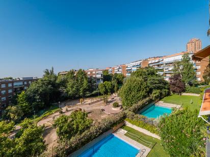 Garden of Flat for sale in  Madrid Capital