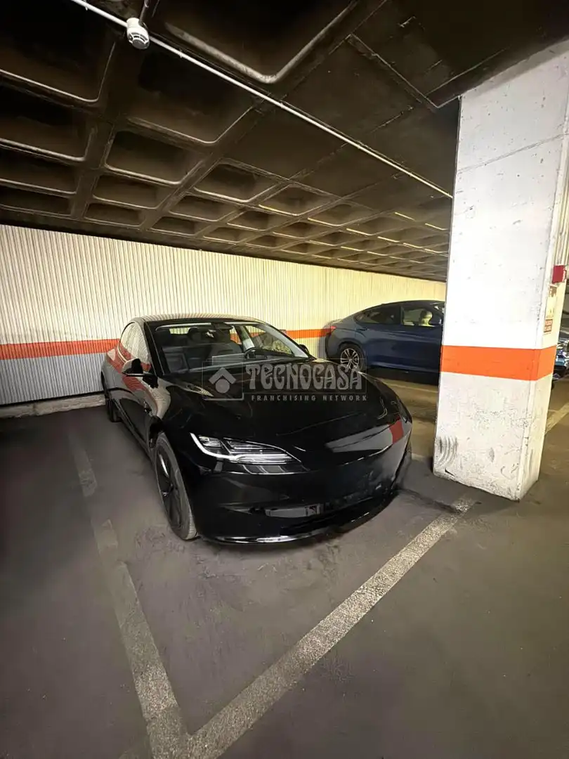 Parkplatz von Wohnung zum Verkauf in Parla mit Klimaanlage, Heizung und Abstellraum