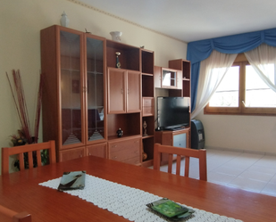 Sala d'estar de Pis en venda en Santa Eulàlia de Riuprimer amb Calefacció, Terrassa i Forn